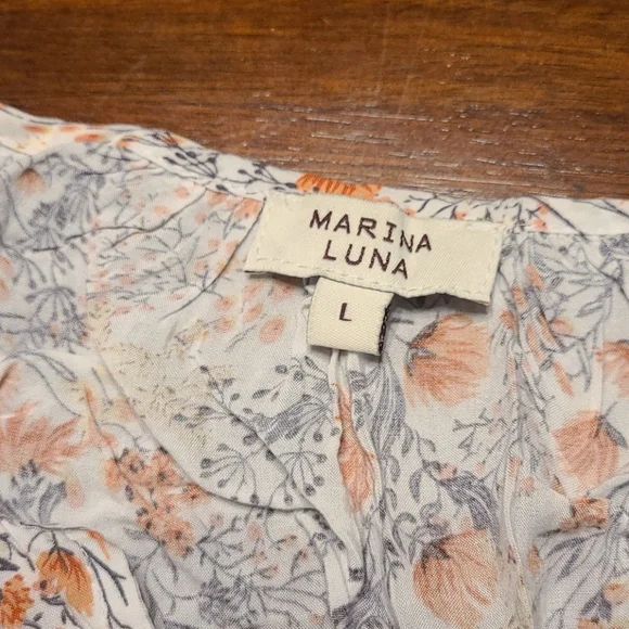 Ladies floral patterned blouse‎ - Picture 3 of 3